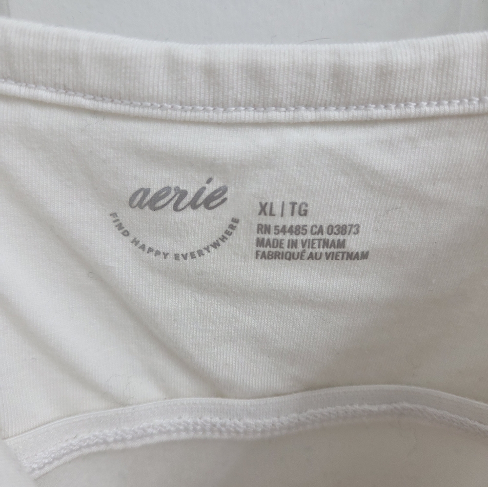 Bundle Of 2 Aerie Built In Bra Tank Tops - Picture 4 of 7